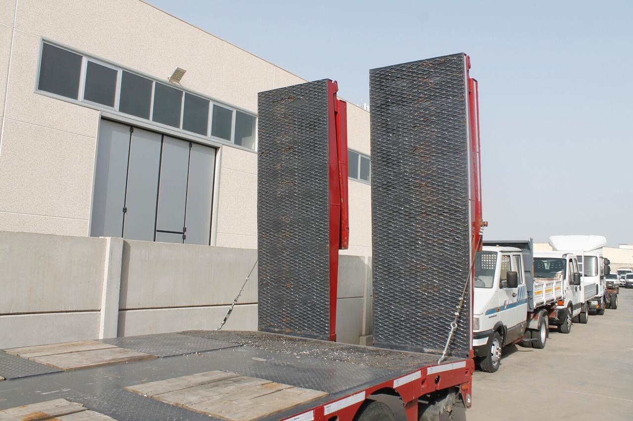 Iveco STRALIS 500 AUTOMATICO CON CARRELLONE RAMPE