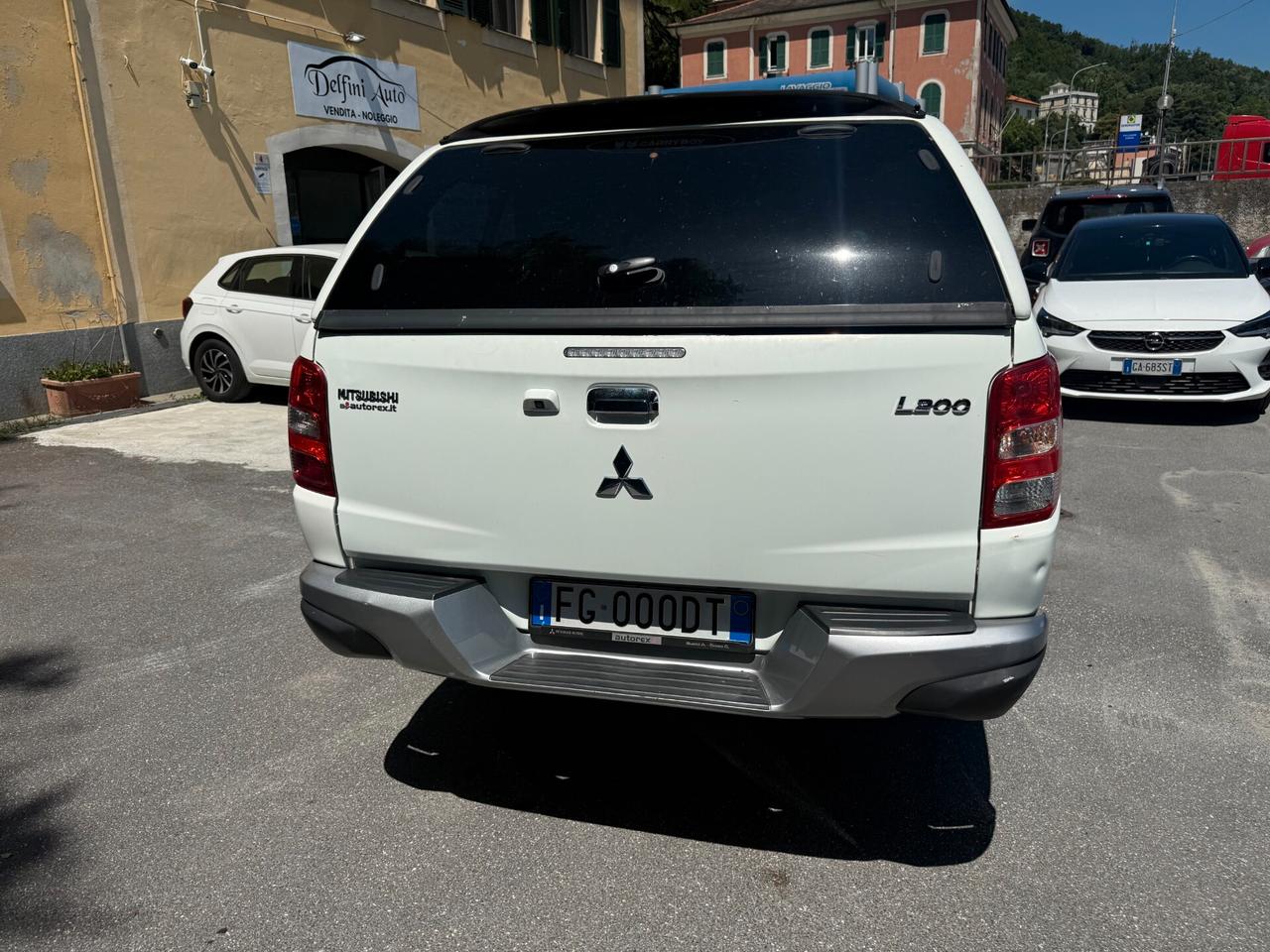 Mitsubishi L200 2.4 DI-D/181CV Double Cab Intense Hp Mivec