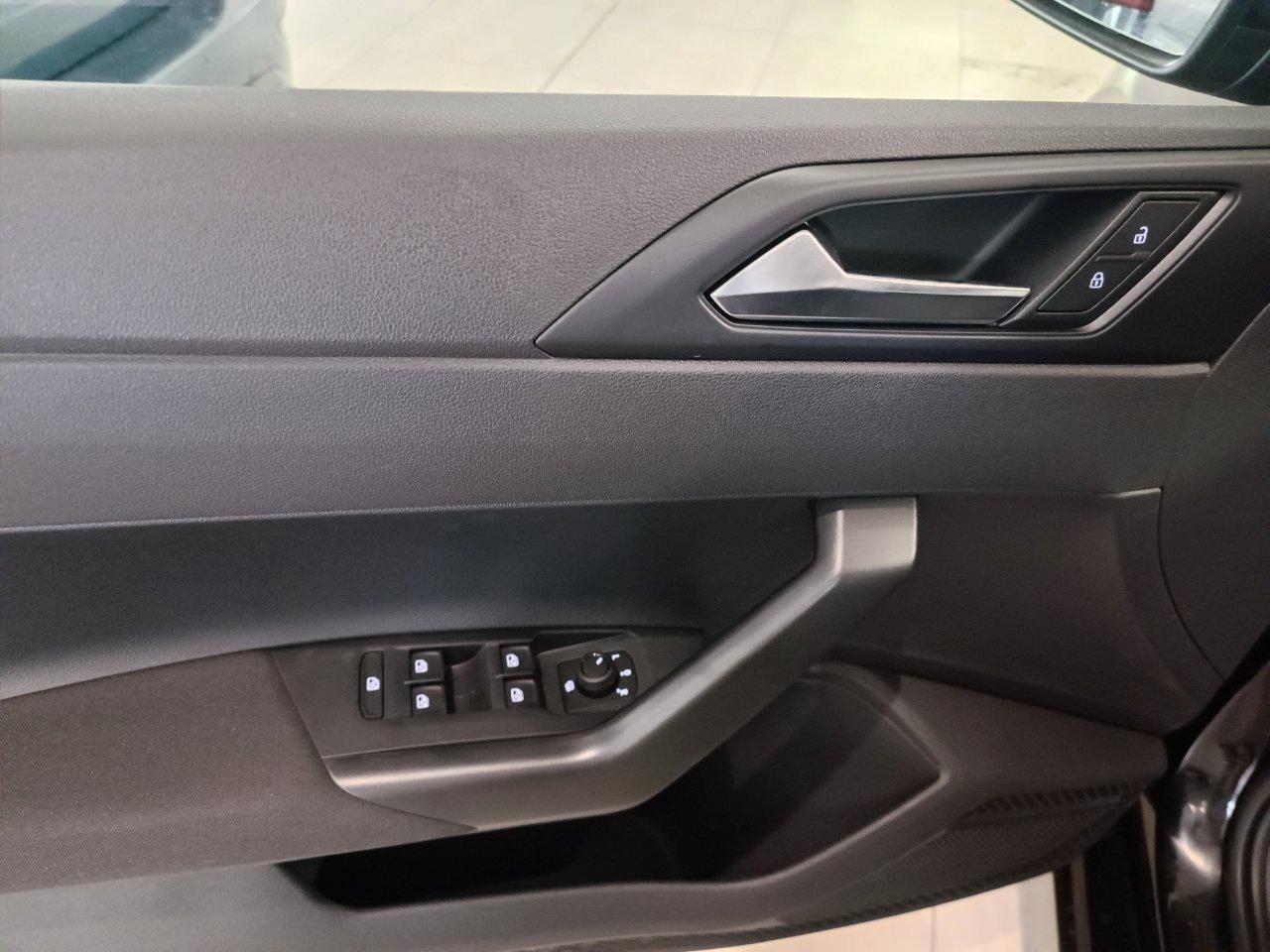 Volkswagen Polo 1.0 80cv nuova pronta consegna
