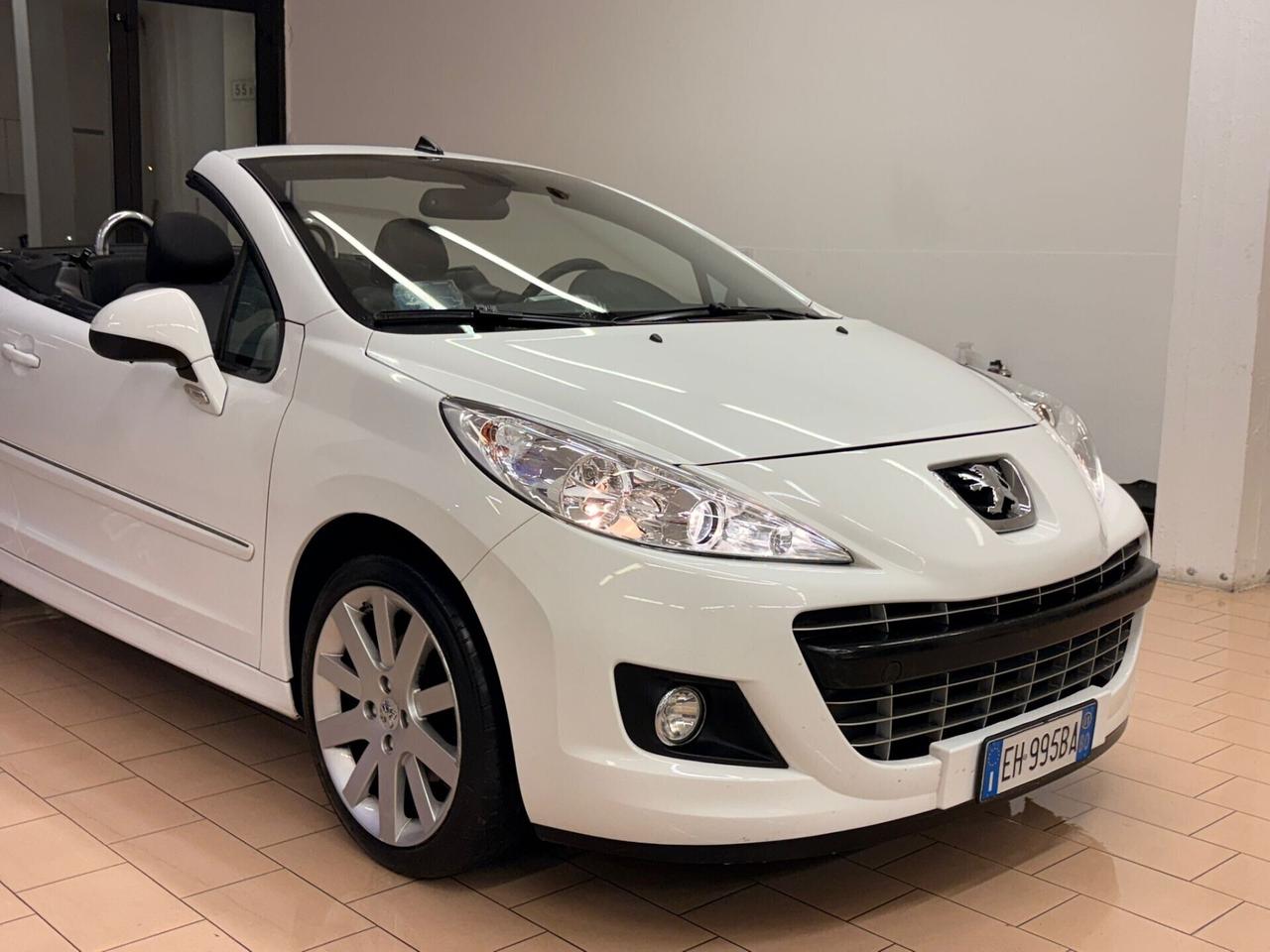 Peugeot 207 1.6 8V HDi 112CV CC Allure