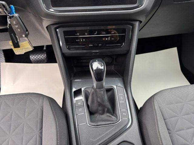 VOLKSWAGEN Tiguan 2.0 TDI 150 CV SCR DSG Life
