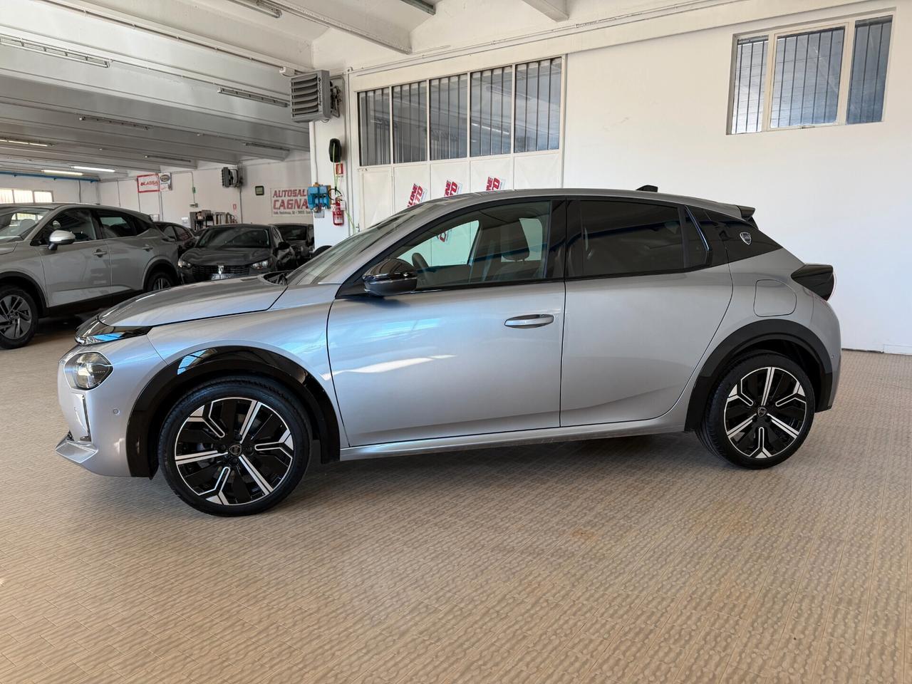 Lancia Ypsilon Hybrid e-DCT LX 2025 Km 4600 Fulloptional