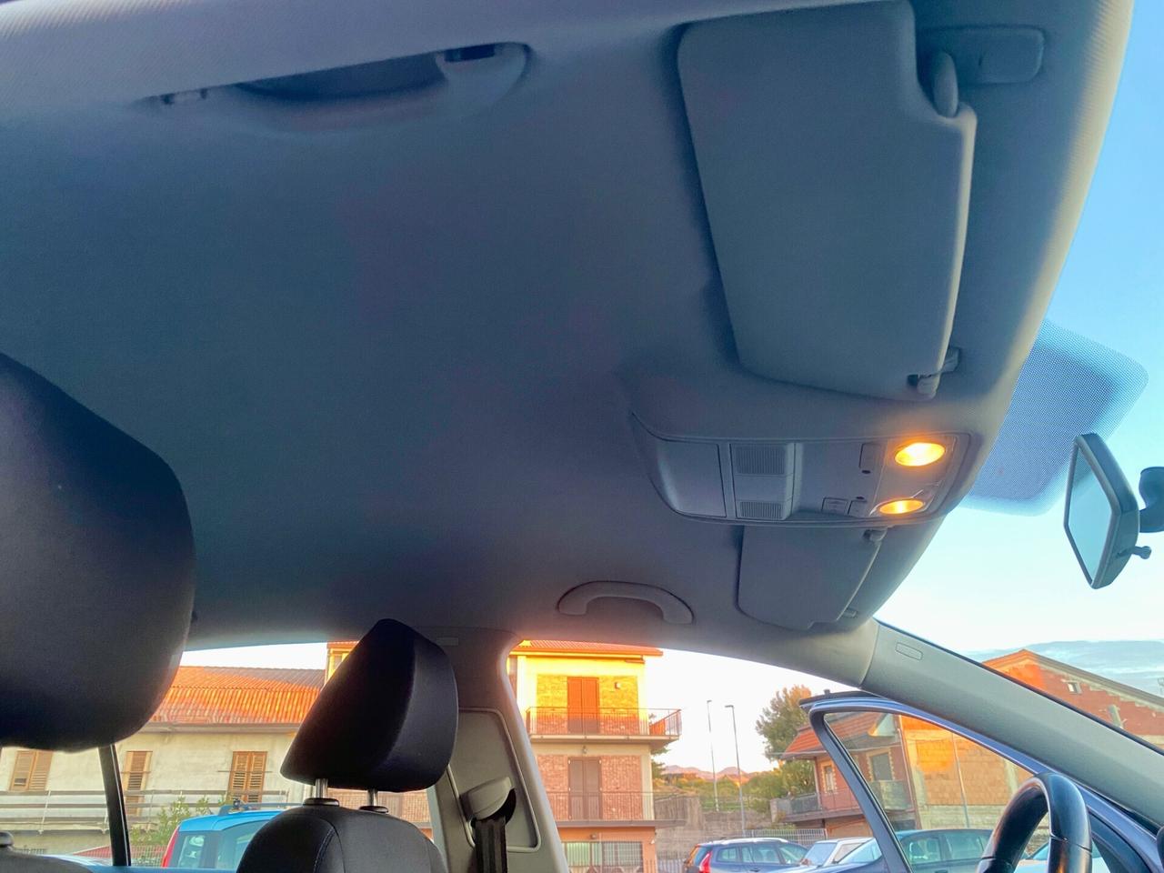 Volkswagen Golf 1.6 TDI 105cv 5p. Highline