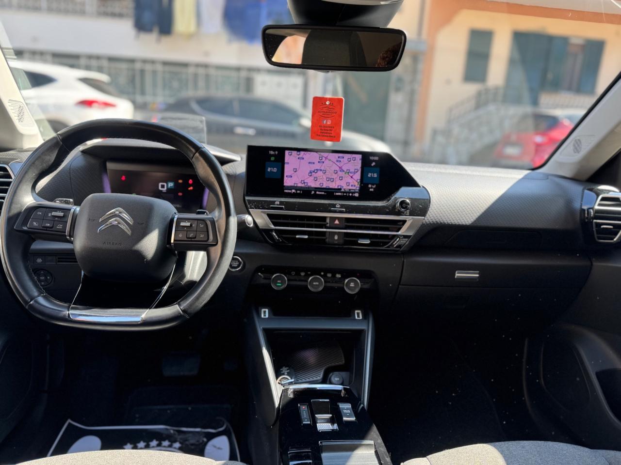 Citroen C4 PureTech 130 S&S EAT8 Shine