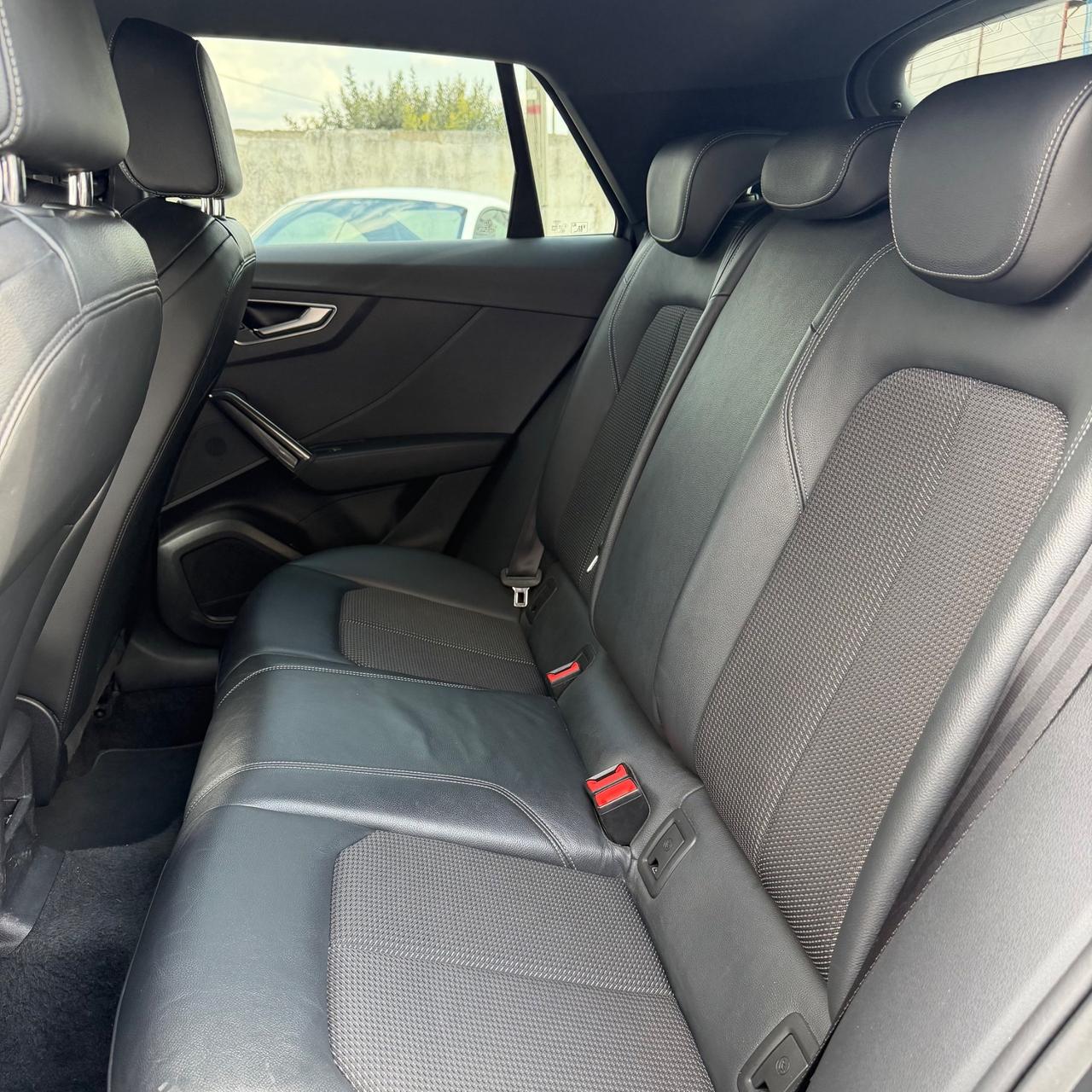 Audi Q2 35 TDI S tronic line Edition
