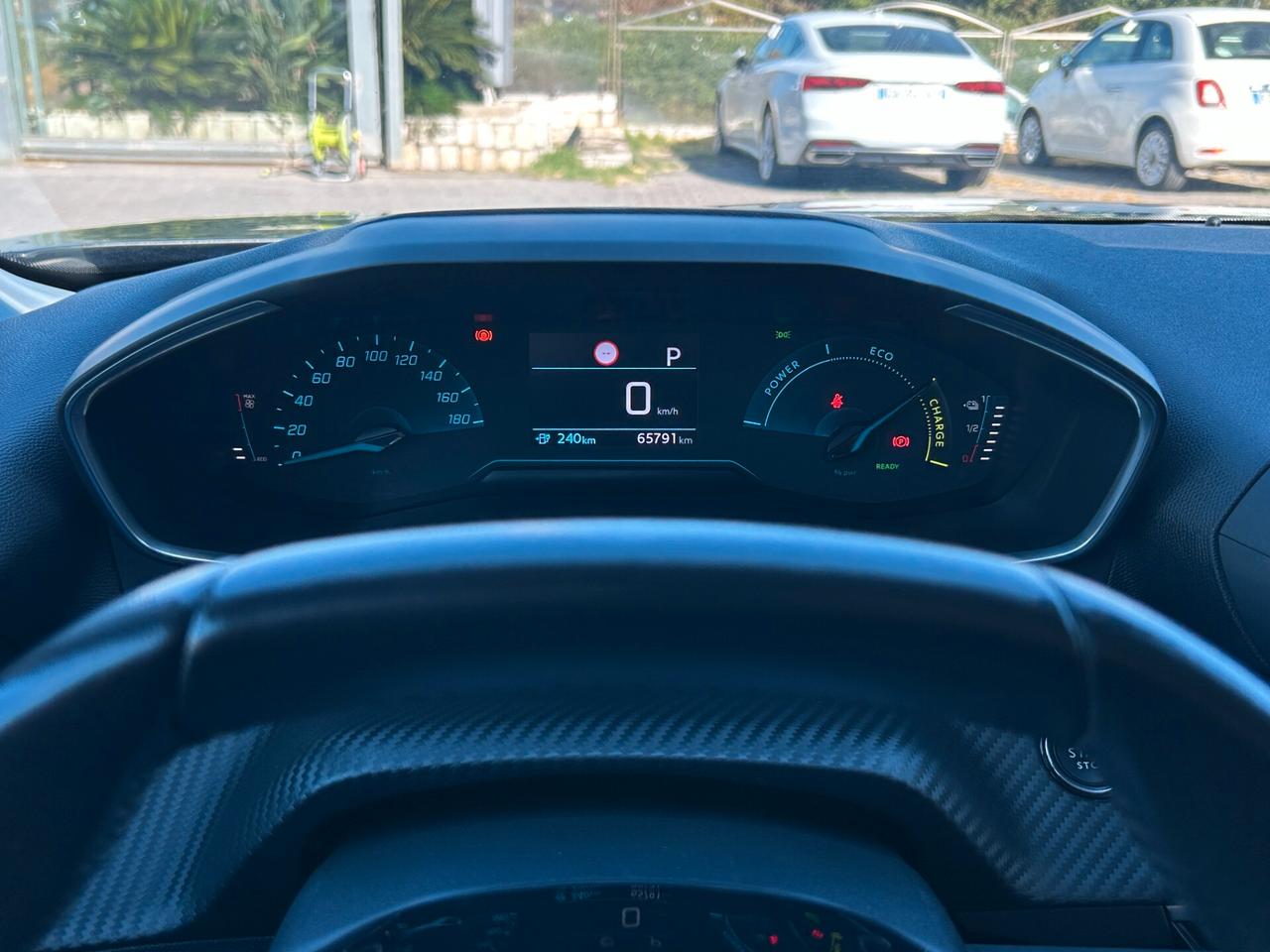 Peugeot e-2008 Allure 100kW