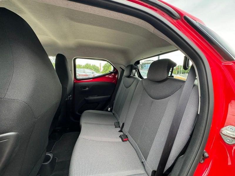 Toyota Aygo Connect 1.0 VVT-i 72 CV 5 porte x-fun MMT