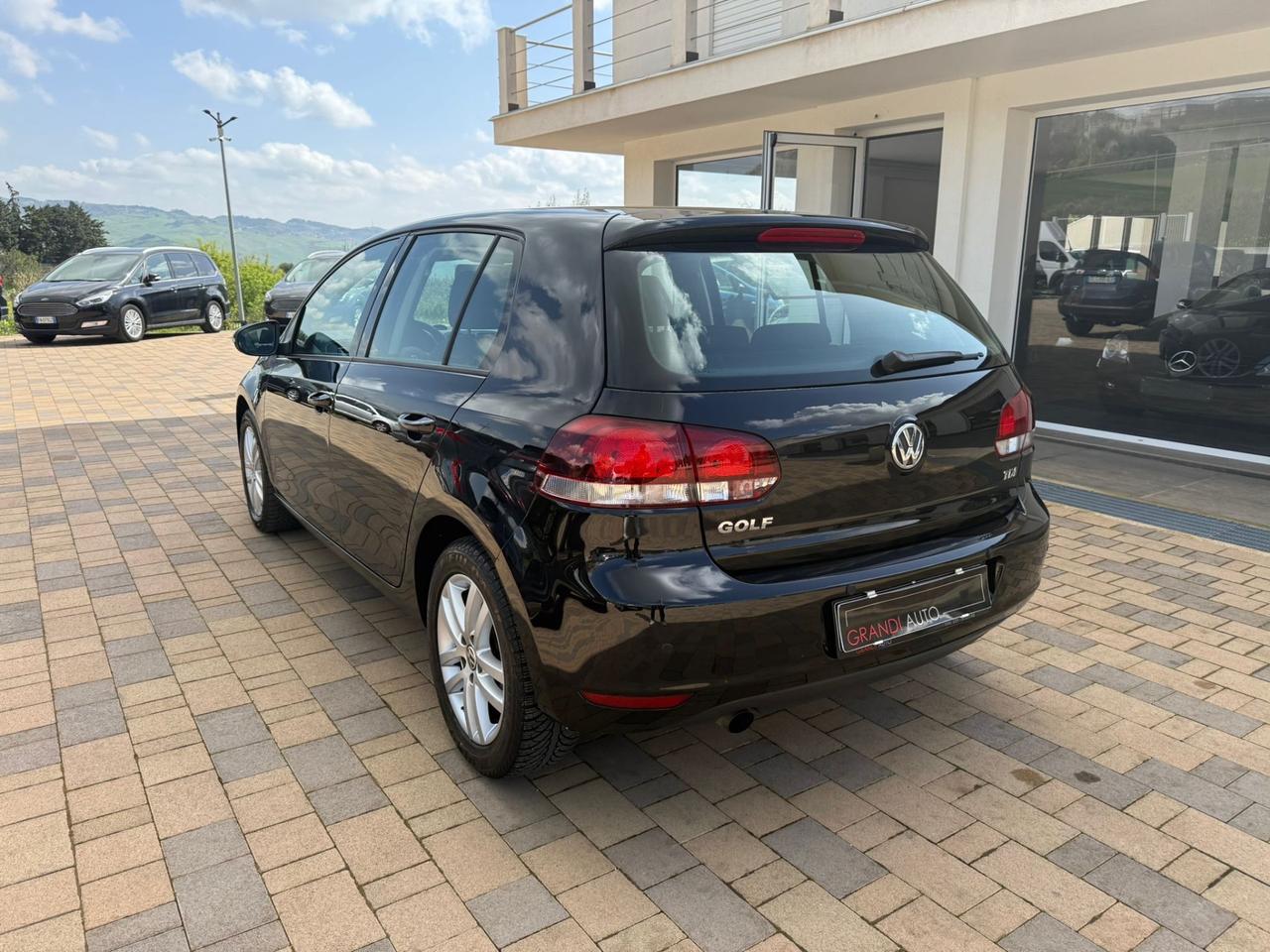 Volkswagen Golf 1.6 TDI DPF 5p. Highline