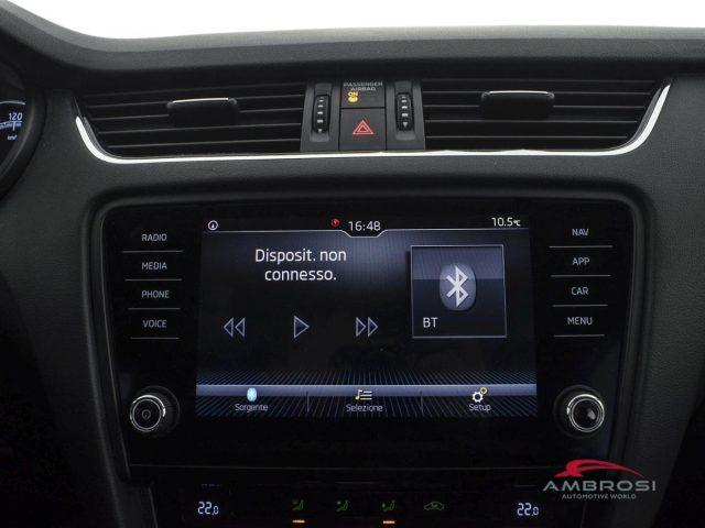 SKODA Octavia 1.5 DSG Wagon Executive G-Tec - PER OPERATORI DEL