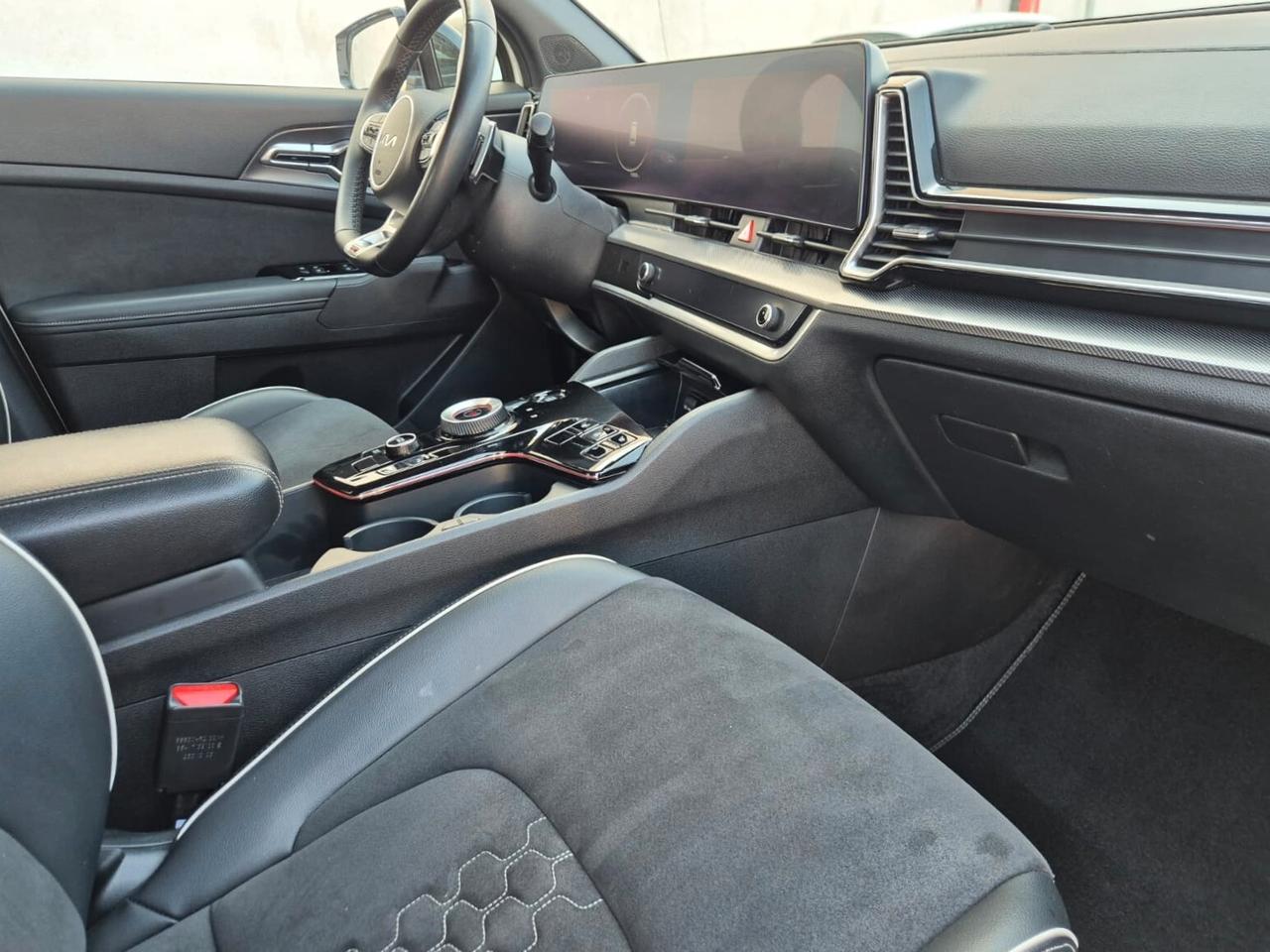 Kia Sportage 1.6 TGDi HEV AT GT-line