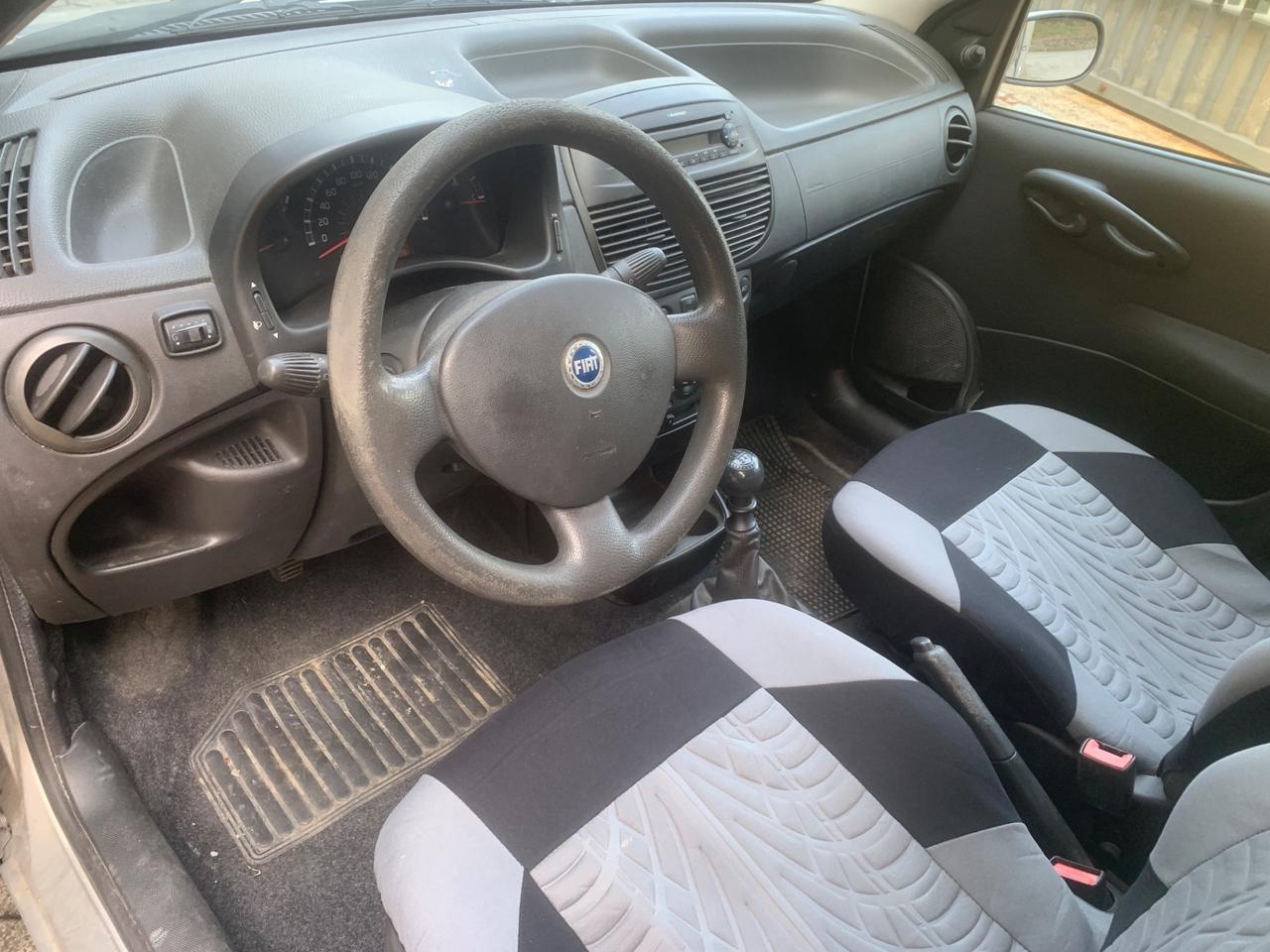 Fiat Punto 1.2 5 porte Active Natural Power