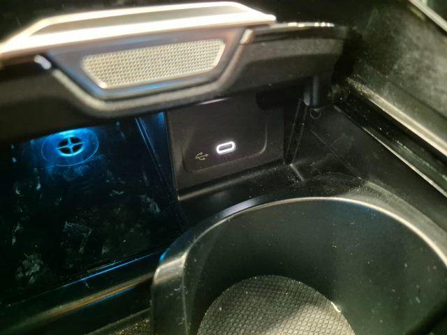 MERCEDES-BENZ C 200 d Mild hybrid S.W. Avantgarde N1 Autocarro