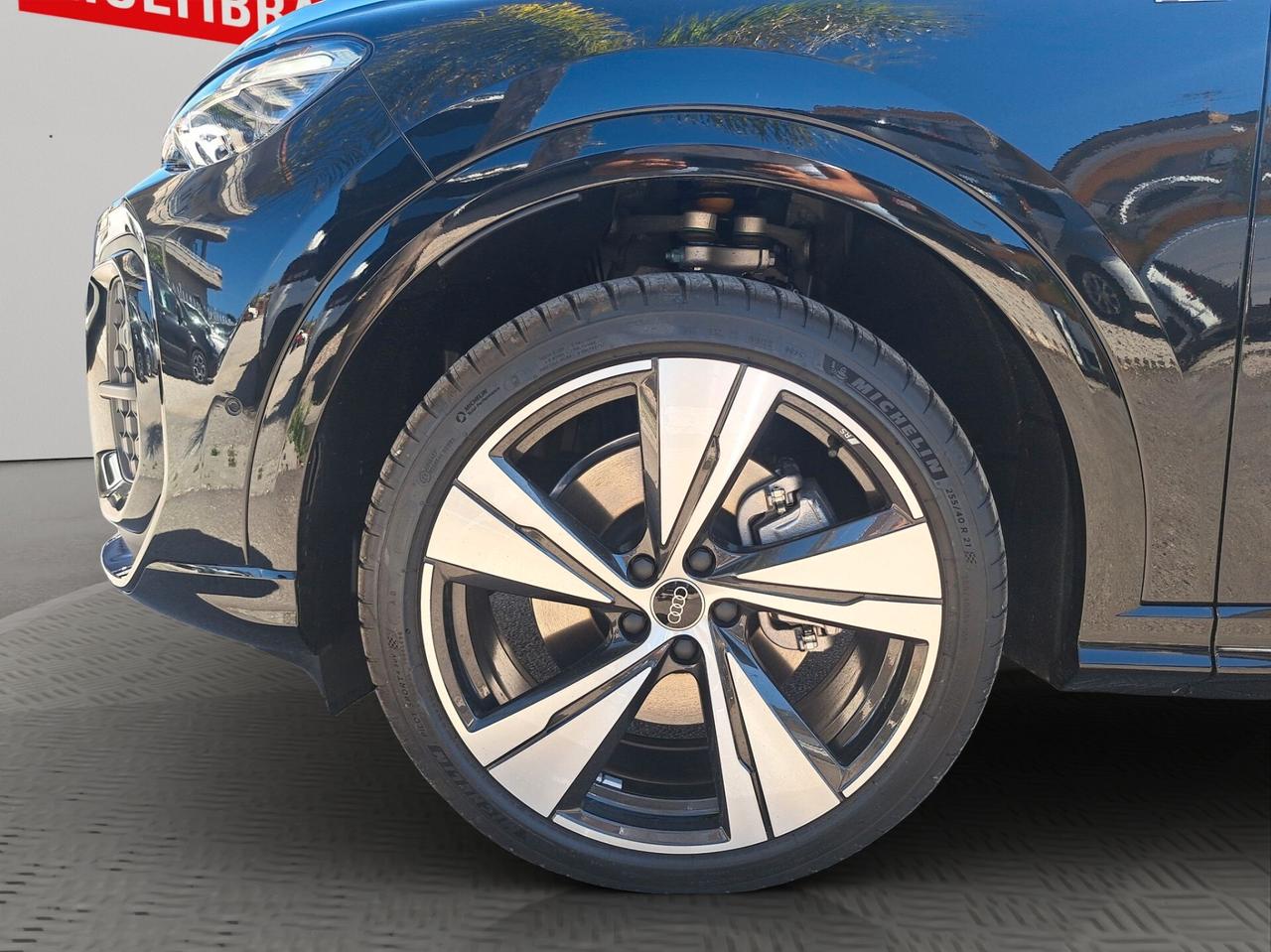Audi Q5 TDi 150 kW mHEV+ S tronic quattro line edition