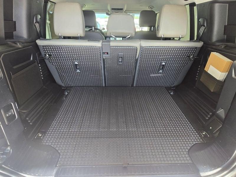 Land Rover Defender Defender 110 3.0D I6 200 CV AWD Auto SE AUTOCARRO +IVA 22%