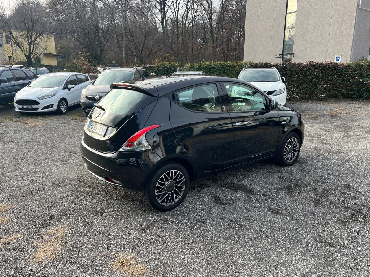 Lancia Ypsilon 0.9 TwinAir 85 CV 5 porte S&S DFN*36000KM