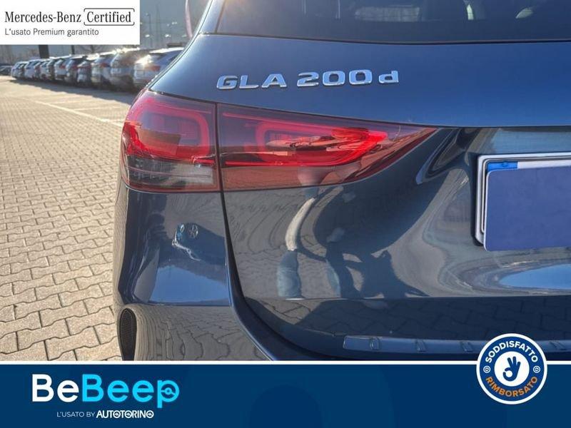 Mercedes-Benz GLA 200 D PREMIUM AUTO