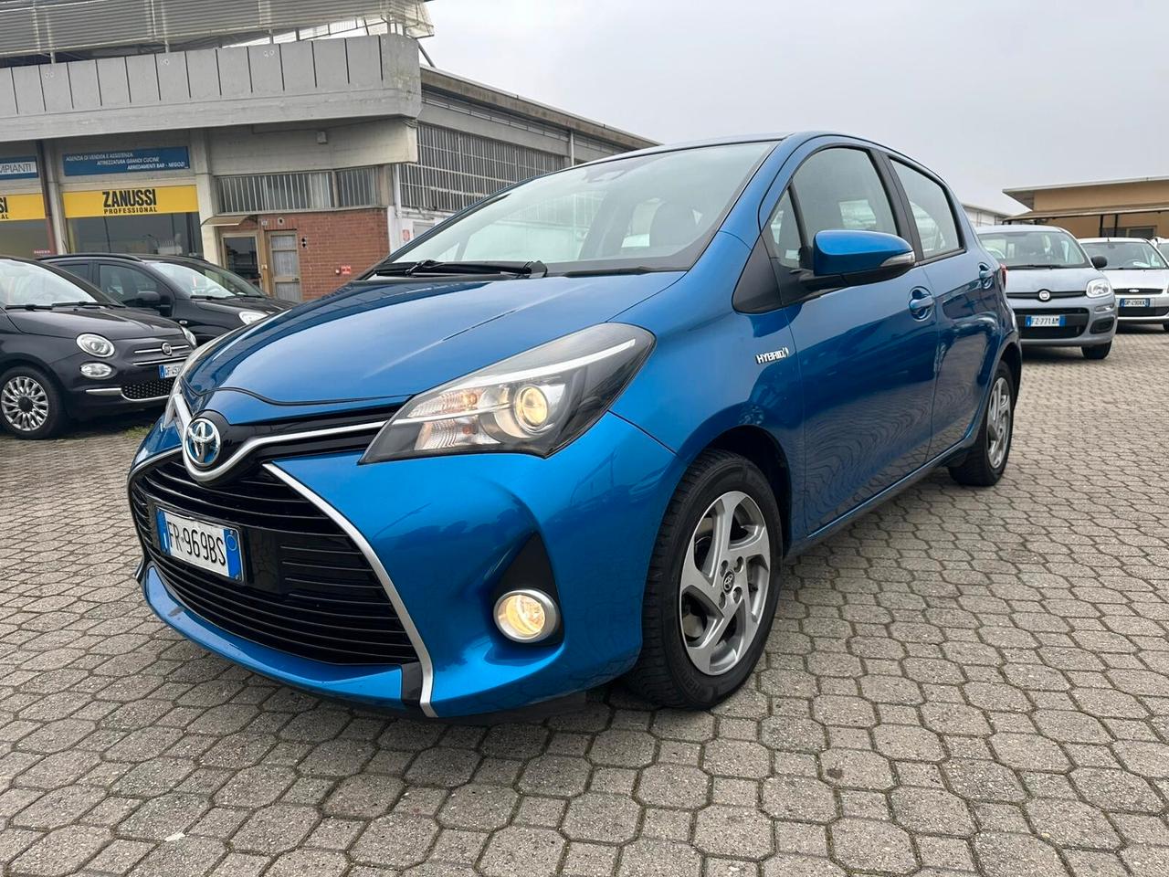 Toyota Yaris 1.5 Hybrid 5 porte Active