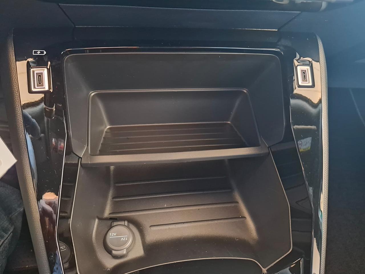 Peugeot 2008 1.2 Turbo Edition