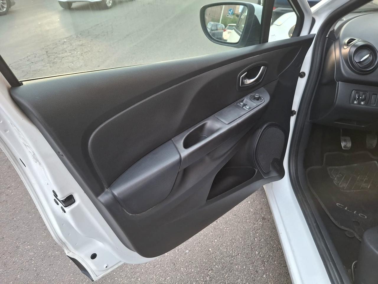 Renault Clio Sporter 1.5 dCi 8V 75CV Wave