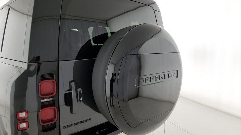 Land Rover Defender 110 3.0d i6 mhev X-Dynamic SE awd 200cv auto