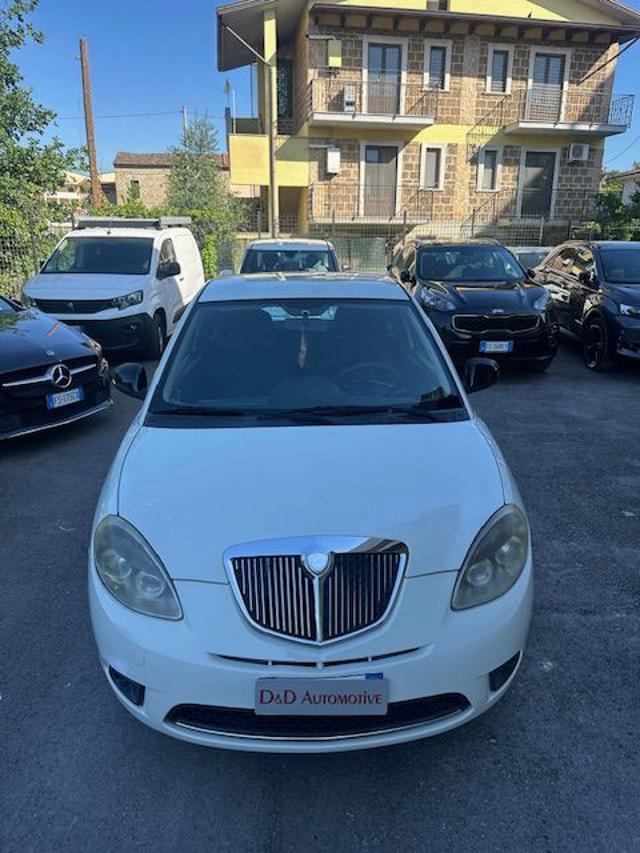 LANCIA Ypsilon 1.2 69 CV Platinum