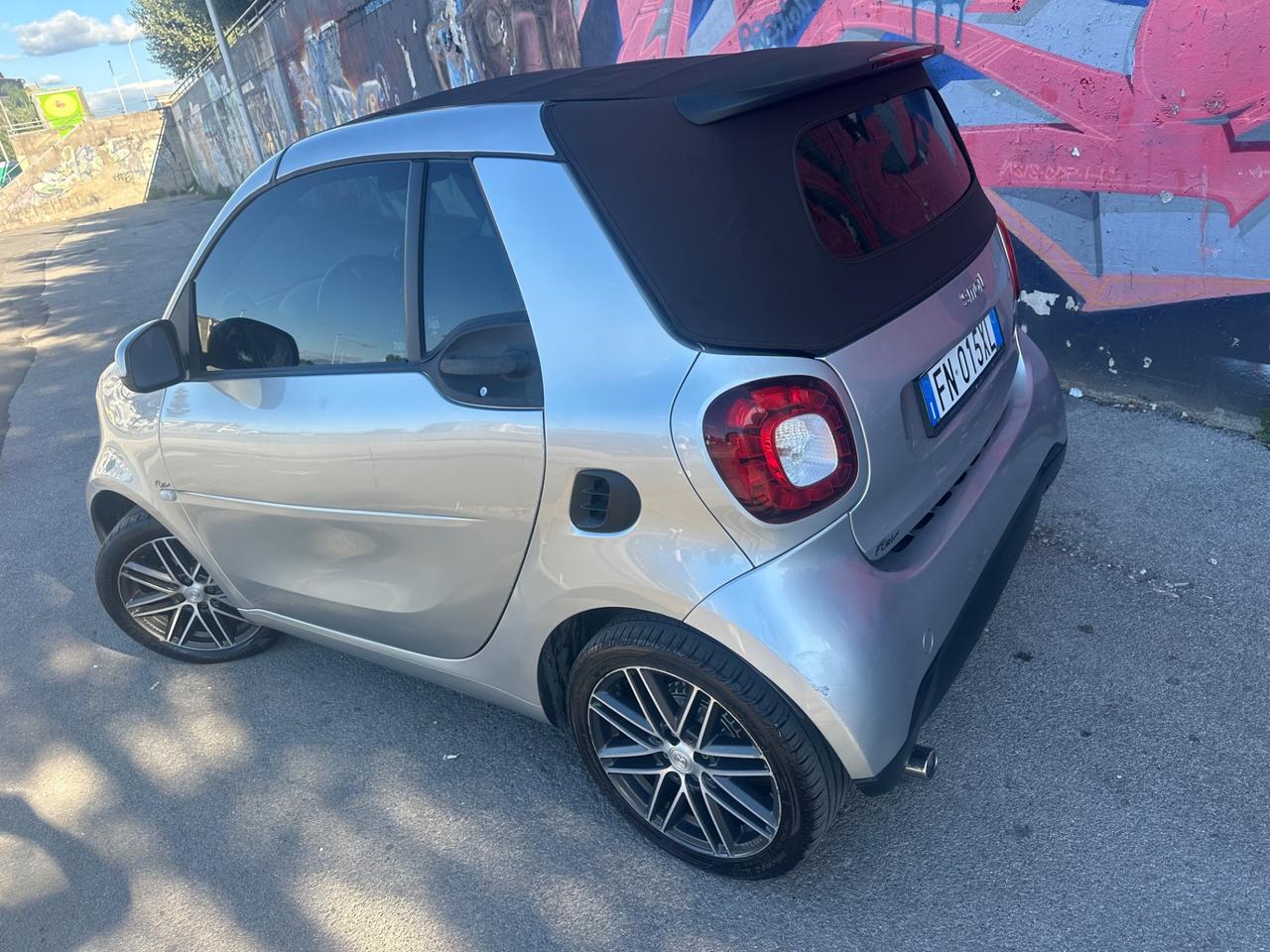 SMART CABRIO ALL BRABUS 90CV AUT/NAVI/LED