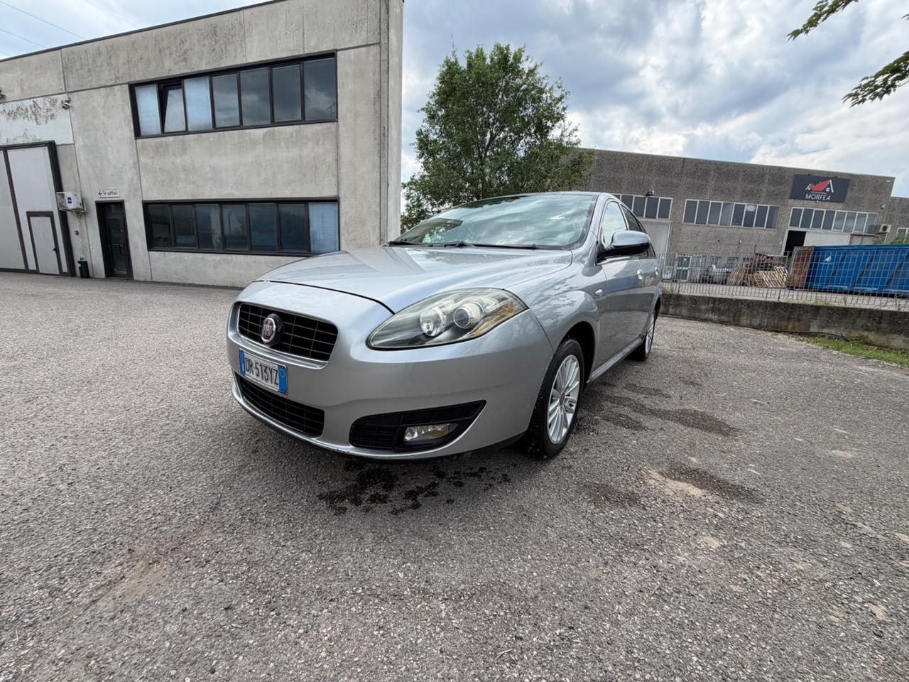Fiat Croma 1.9 Multijet Active PUR-O2