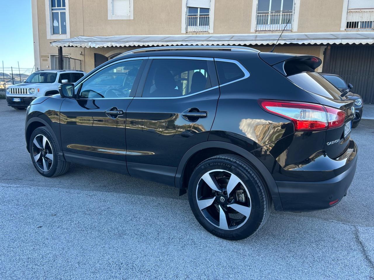 Nissan Qashqai 1.5 dCi 360 N-Tech