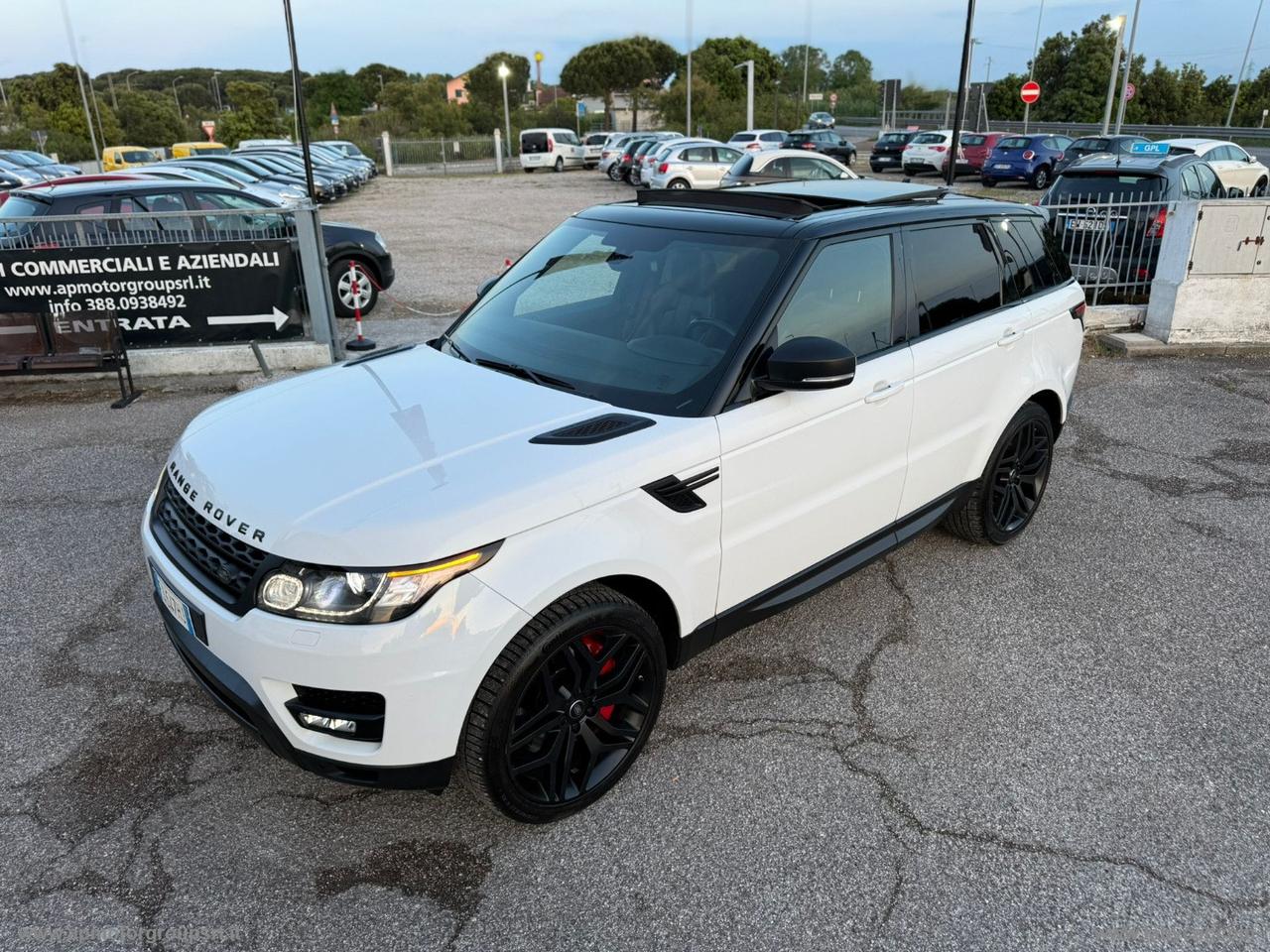 LAND ROVER Range RoverSPORT 3.0 SDV6 HSE