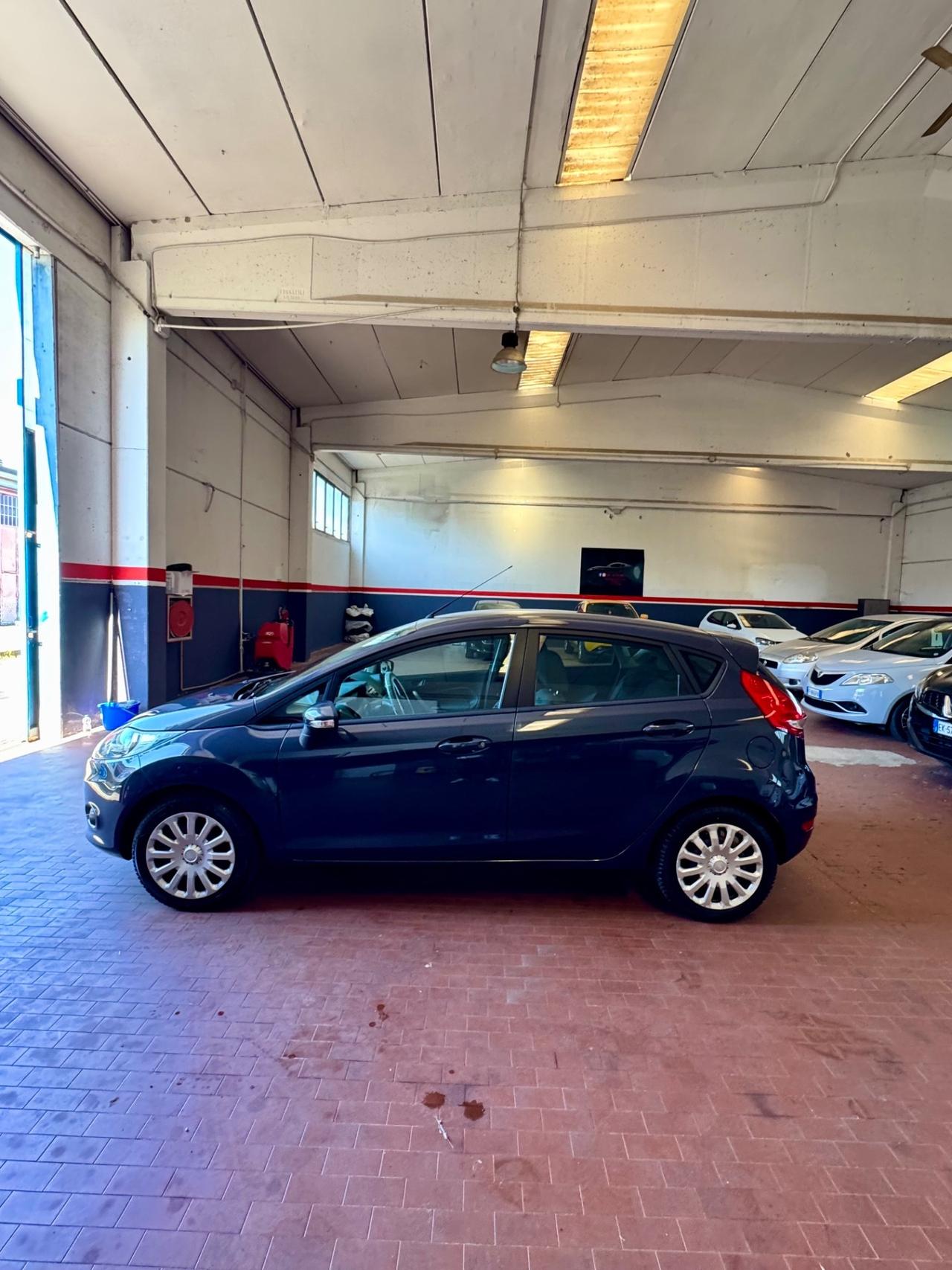 Ford Fiesta Ikon 1.2 16V 60CV 5p. Business