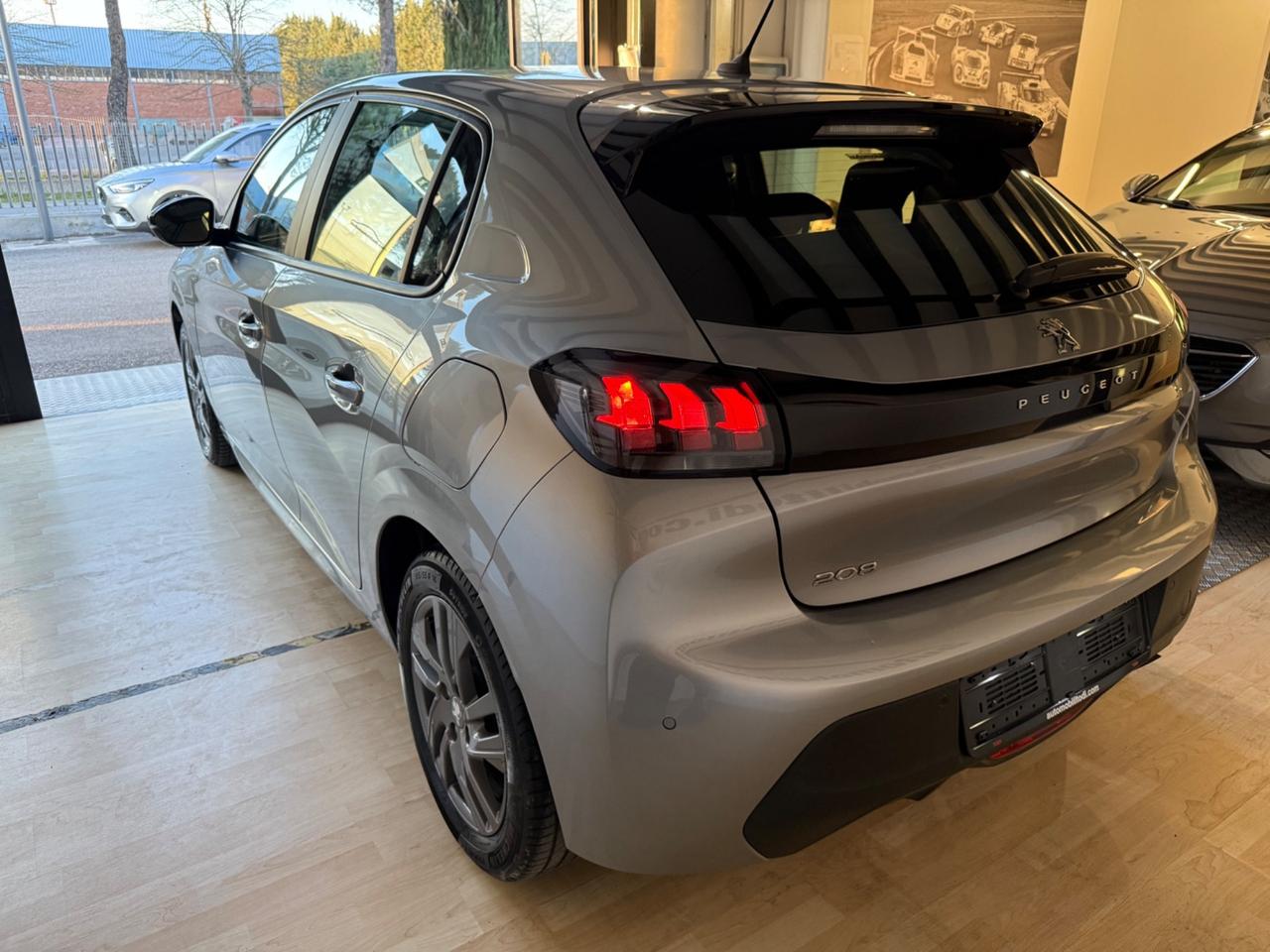 Peugeot 208 PureTech 75 Stop&Start 5 porte Allure