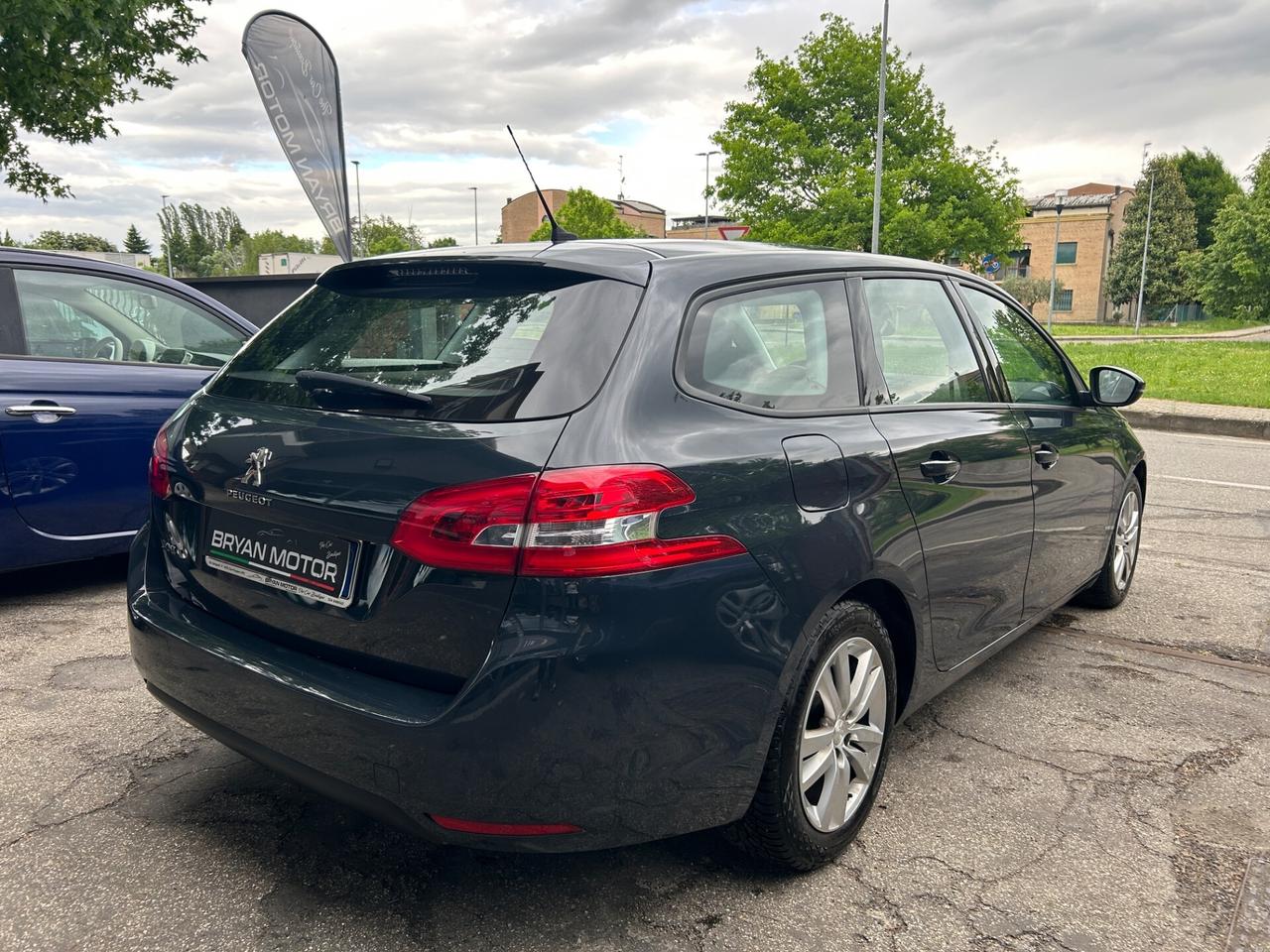 Peugeot 308 BlueHDi 100 S&S SW Business
