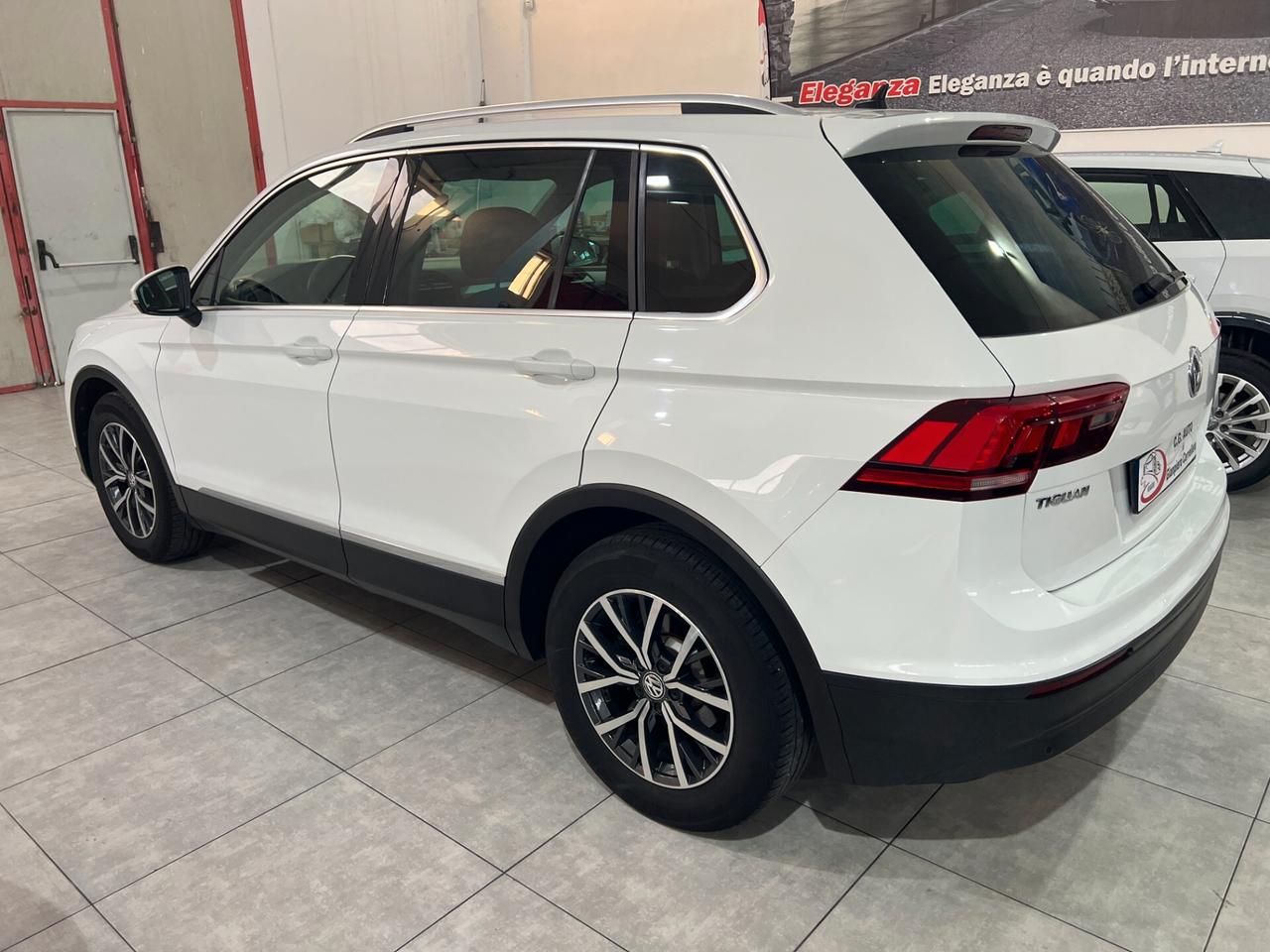 Volkswagen Tiguan 1.6 116 CV - Business Technology - 2017