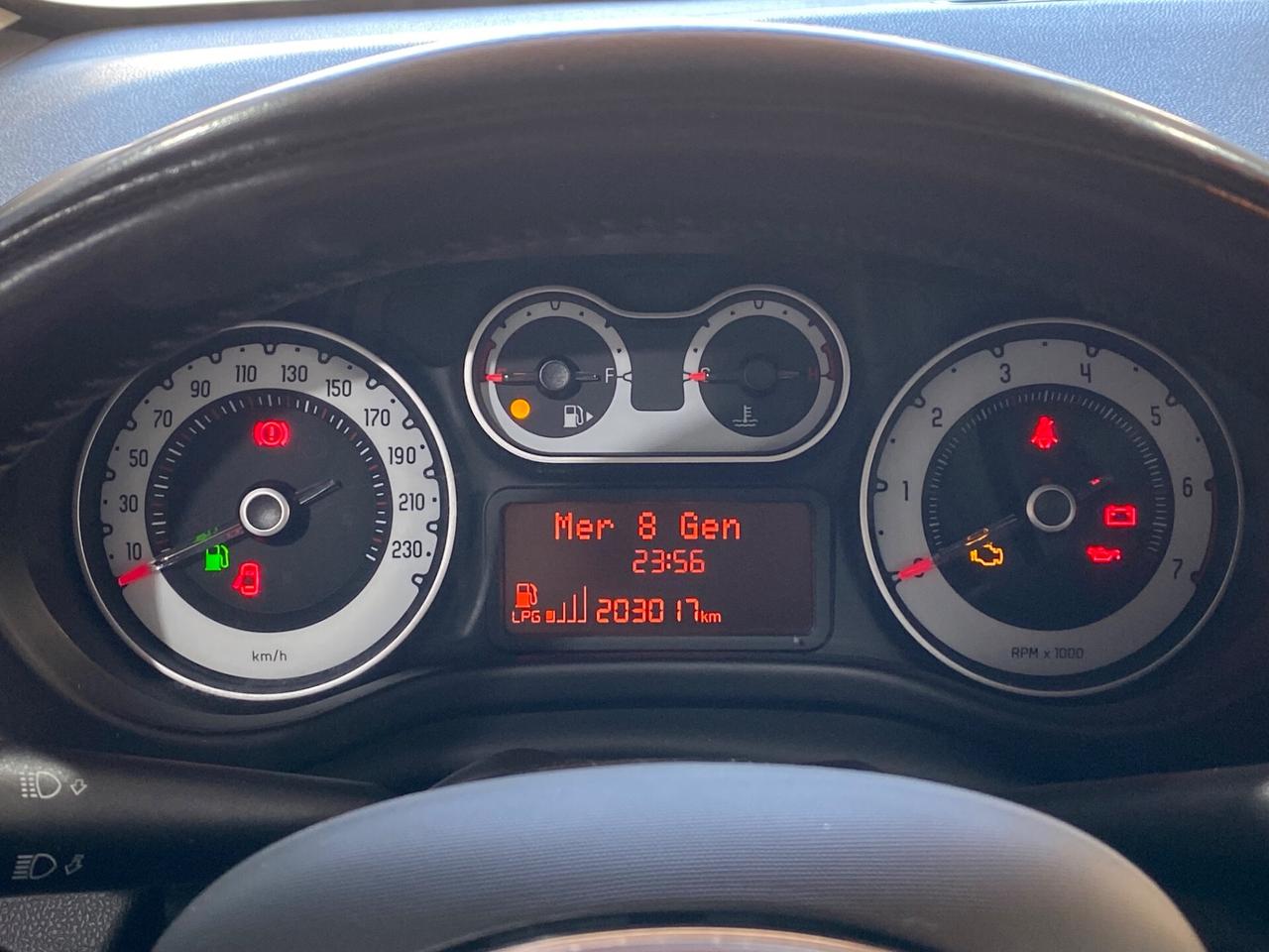 Fiat 500L 1.4 T-Jet 120 CV GPL Pop Star