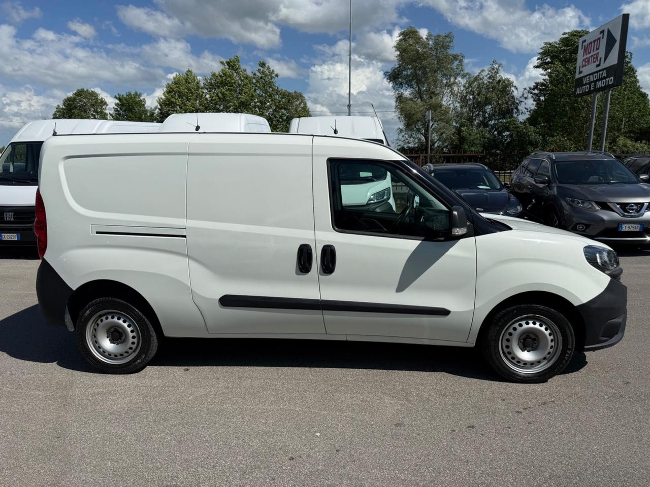Fiat Doblo Maxi 1.4 120 CV 3 POSTI Cargo Maxi Business