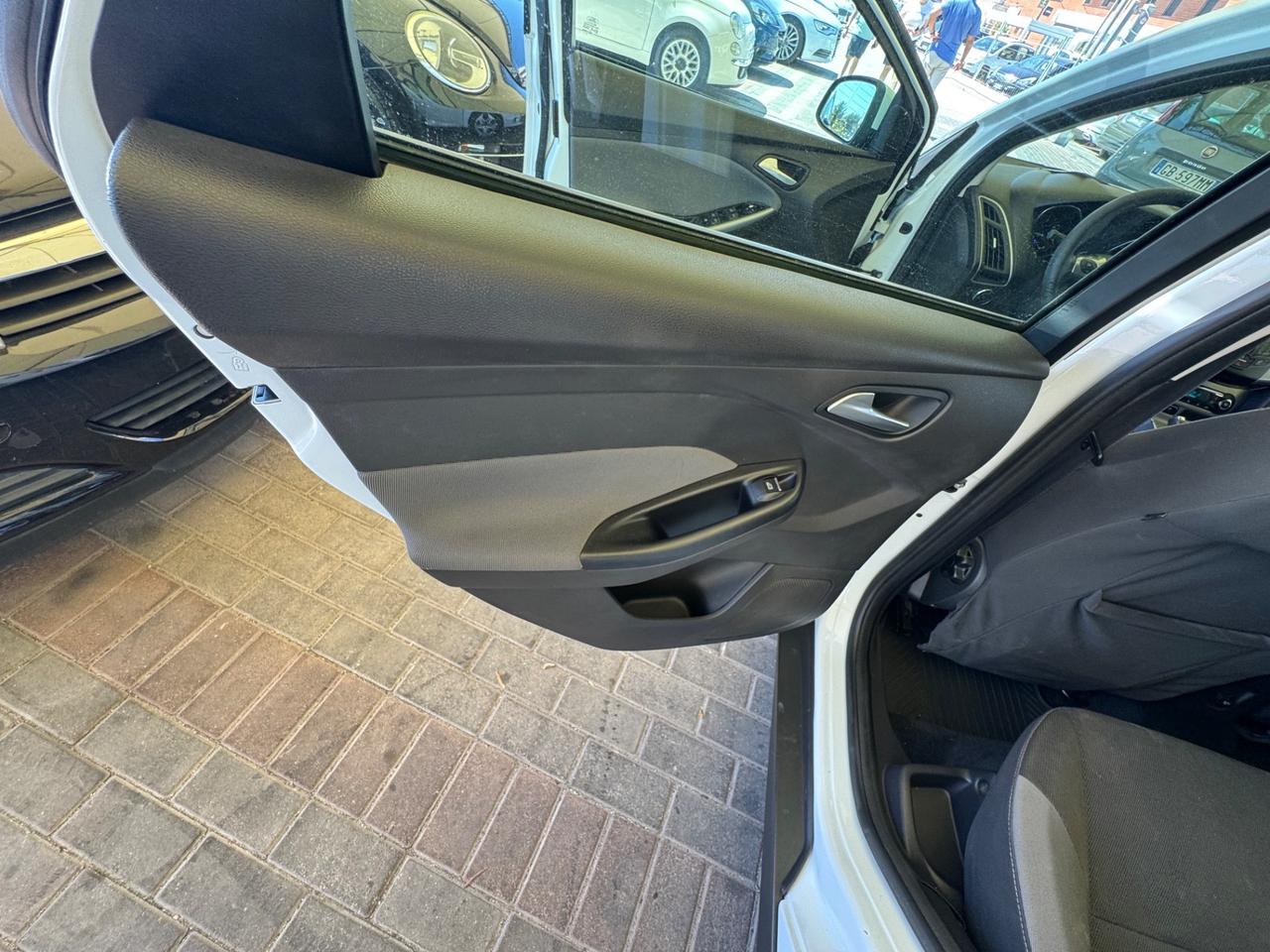 Ford Focus 1.6 TDCi 95 CV Titanium