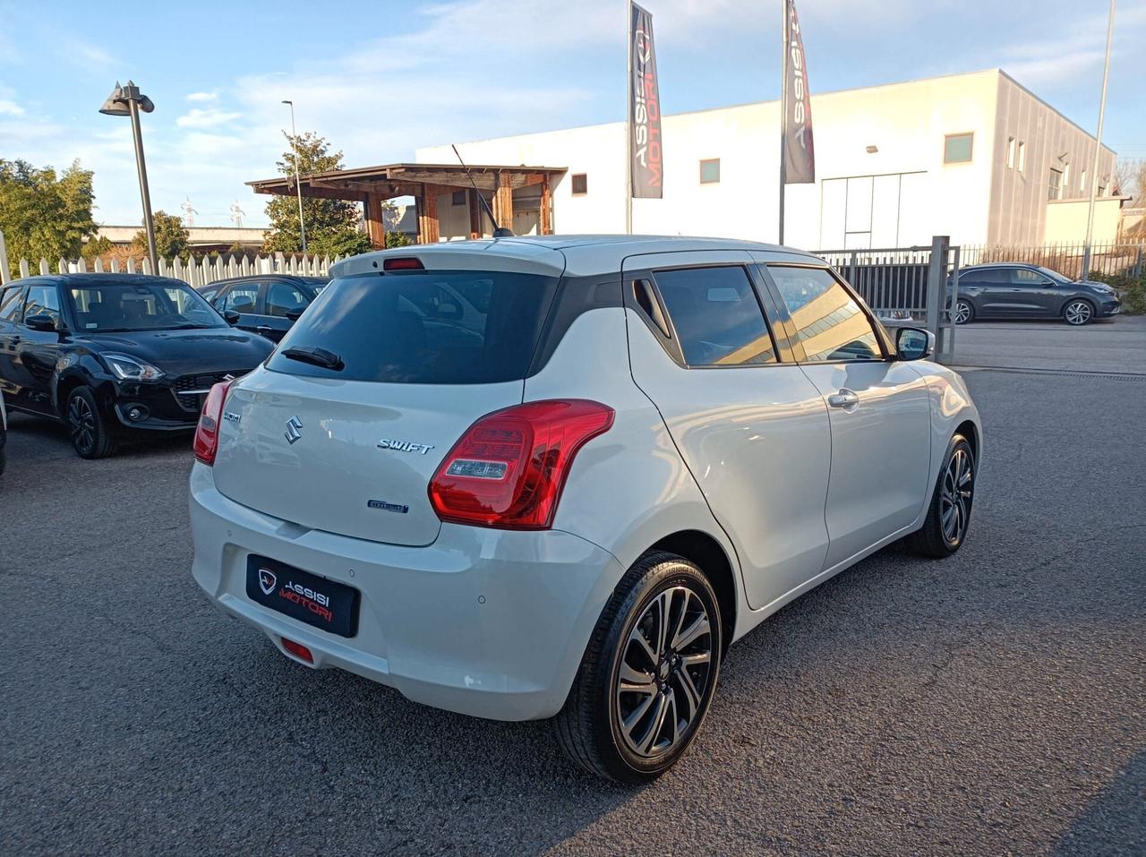 Suzuki Swift 1.2 Hybrid Top