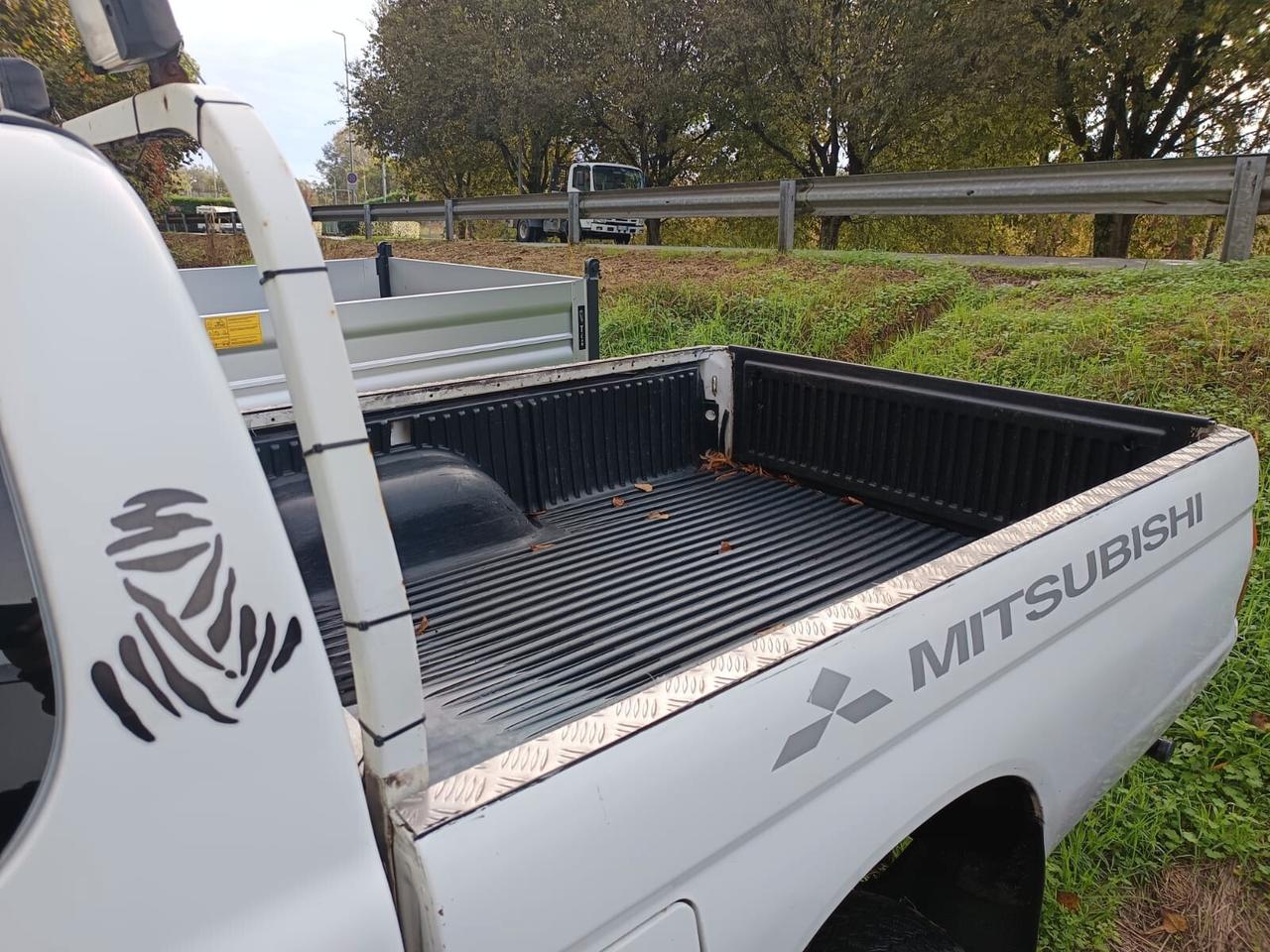 Mitsubishi L200 2.5 TDI 4WD Double Cab Pick-up GL