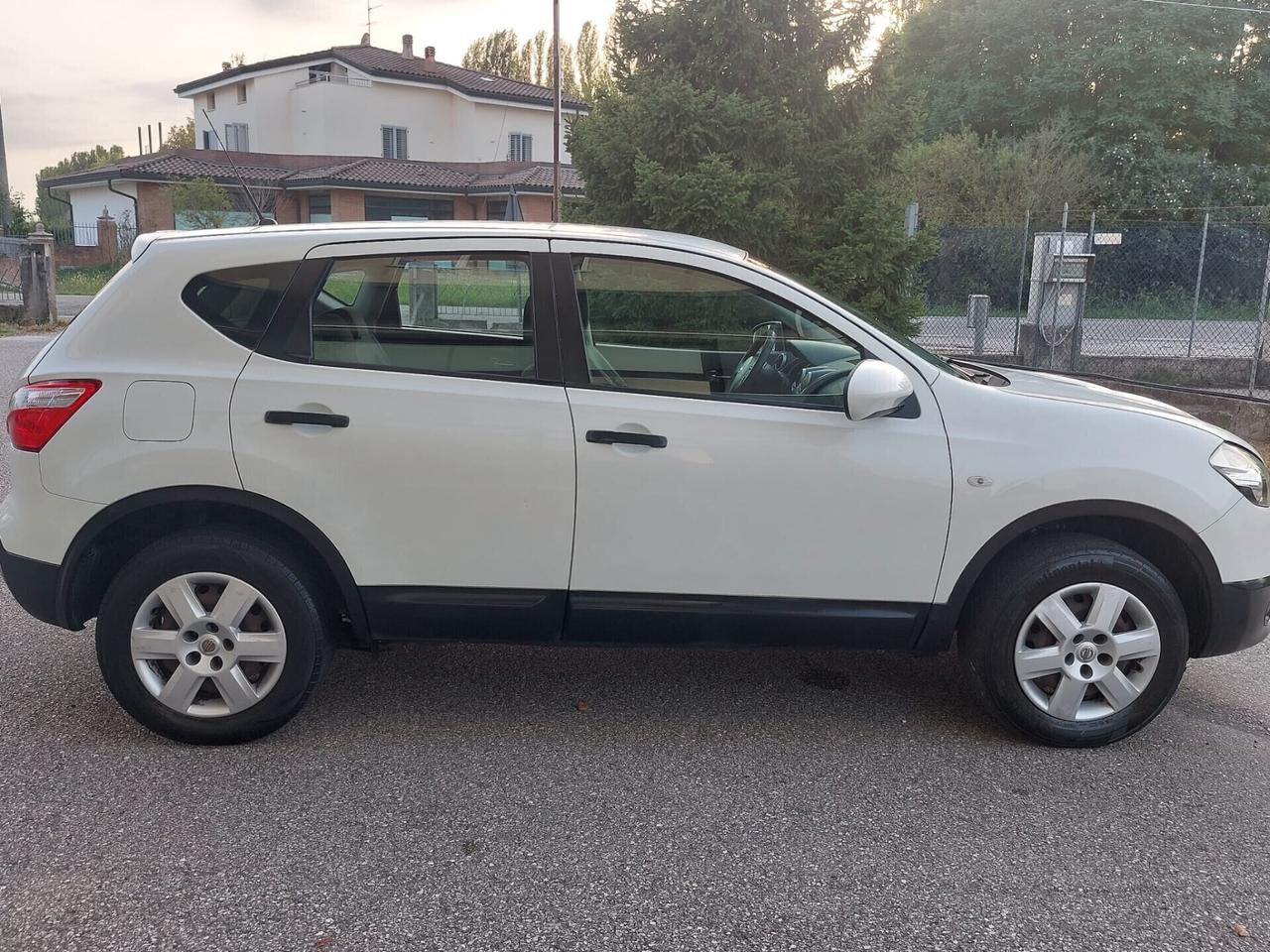 Nissan Qashqai 1.5 dCi DPF Visia