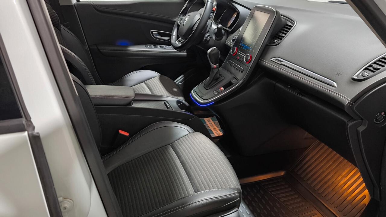 Renault Scenic Scénic dCi 8V 110 CV EDC Energy Intens