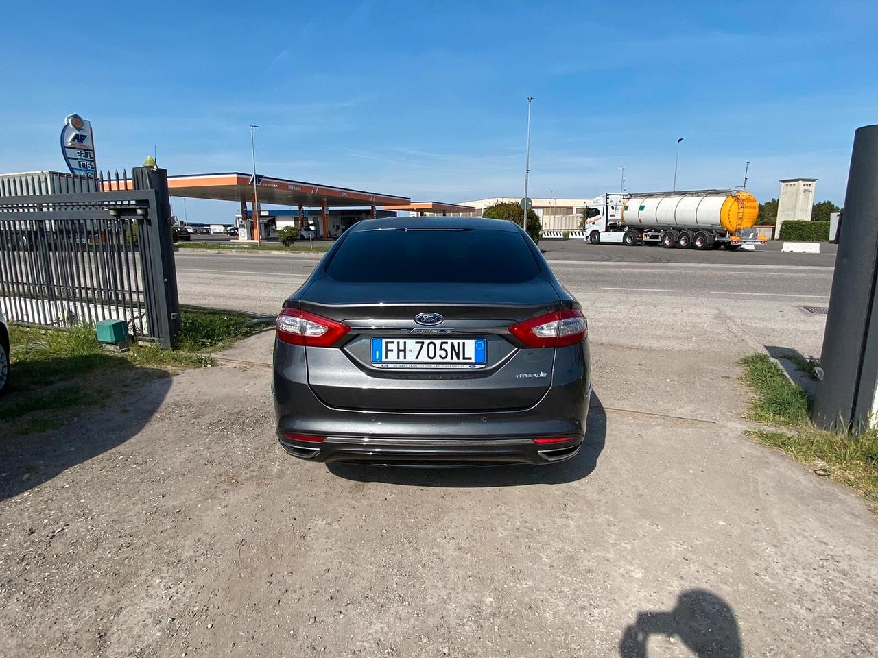 Ford Mondeo Full Hybrid 2.0 187 CV eCVT 4 porte Vignale