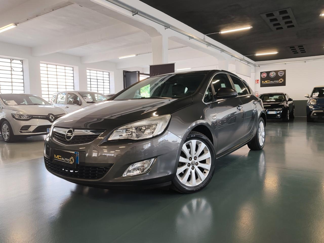 Opel Astra 1.4 Turbo 140CV 5 porte Cosmo
