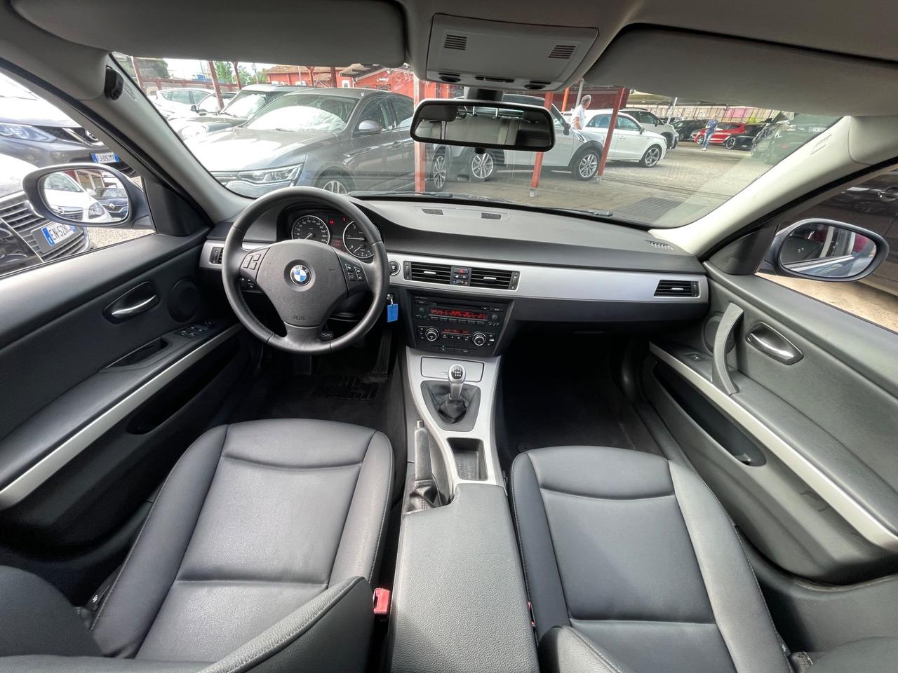 318d 2.0 143CV cat Touring Futura-rate