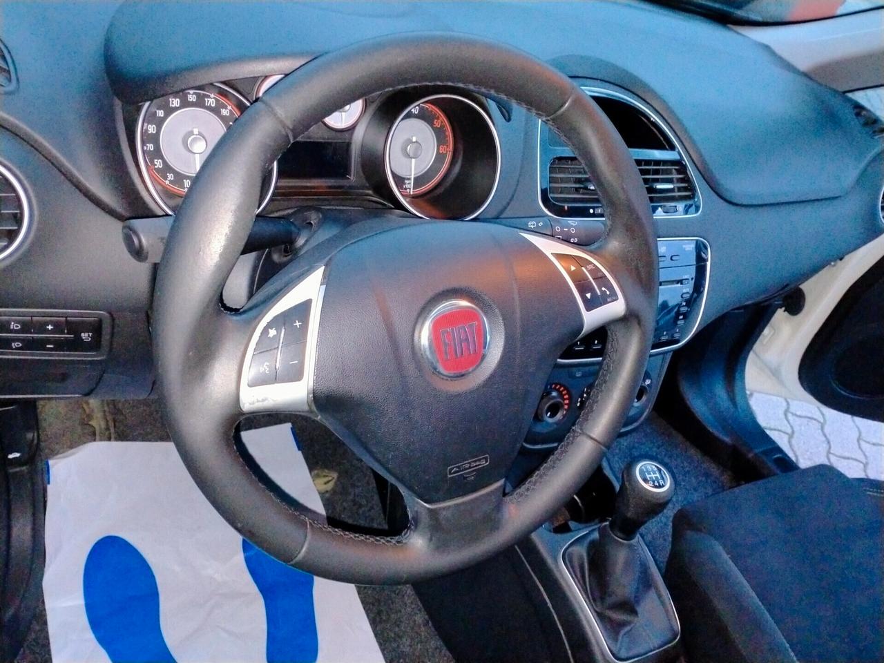 Fiat Punto 1.3 MJT 75CV LOUNGE 5P NEOPAT. UNICO PROPRIETARIO