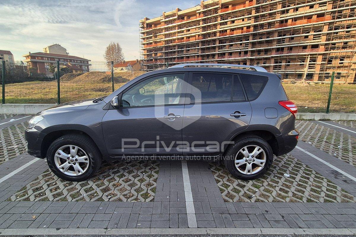 TOYOTA RAV4 2.2 D-4D 150 CV DPF Luxury