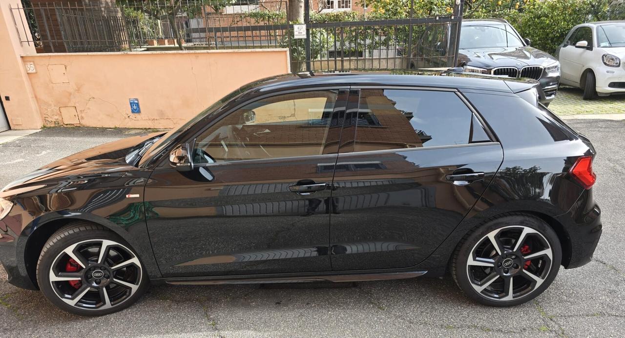 Audi A1 SPB 35 TFSI S tronic Identity Black