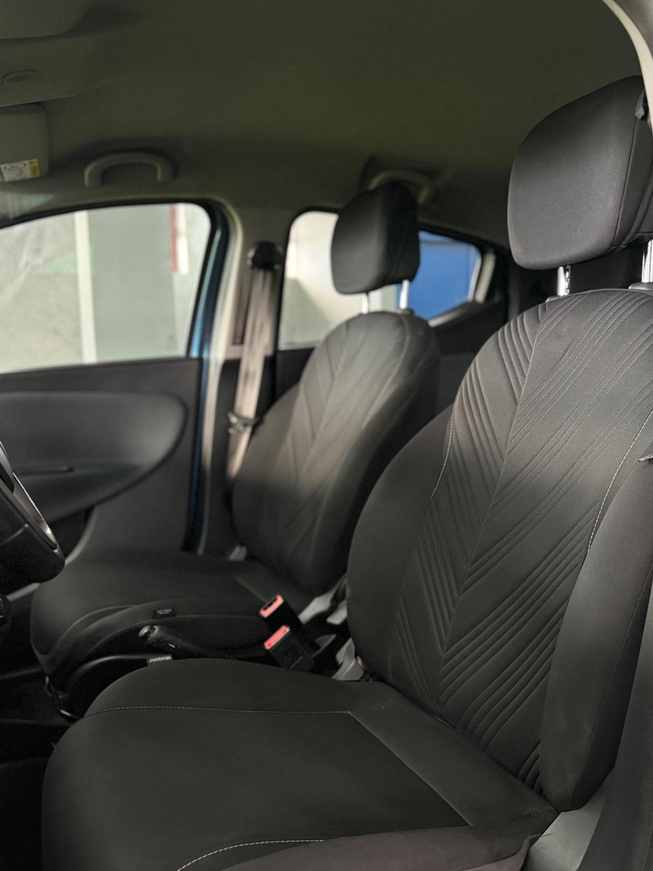 Lancia Ypsilon 1.0 Hybrid Ecochic Gold