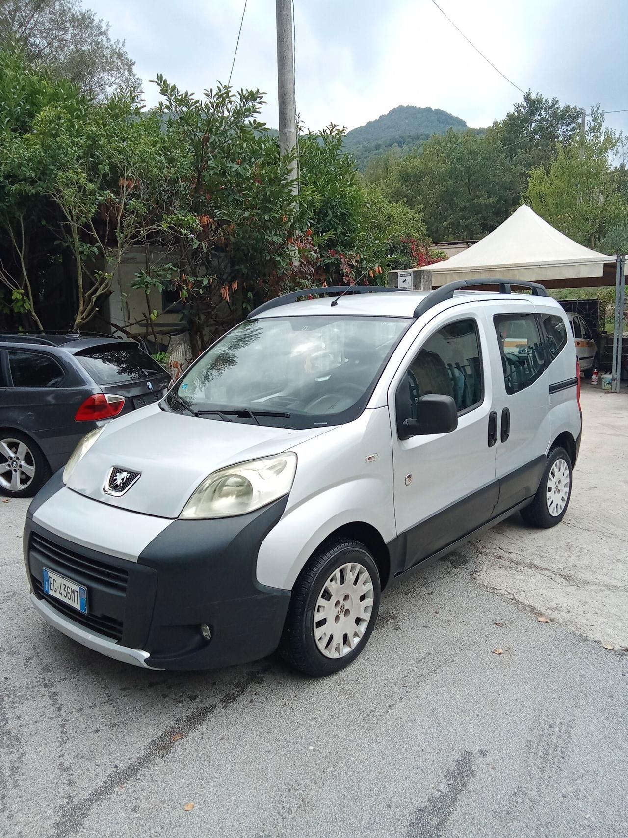 Peugeot Bipper 1.3 HDi 75 Outdoor 011