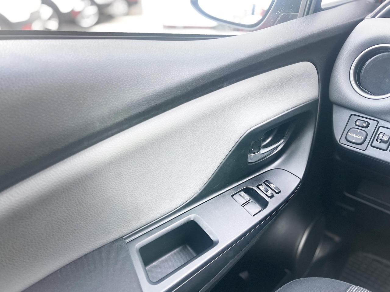 Toyota Yaris 1.0 Benzina 69CV E6 Neo - 2015