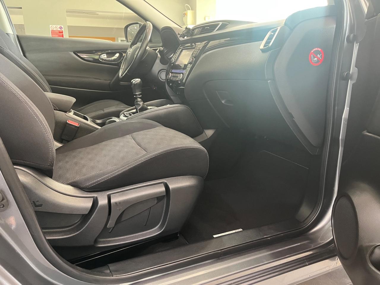 Nissan Qashqai 1.6 4X4 ! TETTO+CAMERA 360* EURO 6 !!